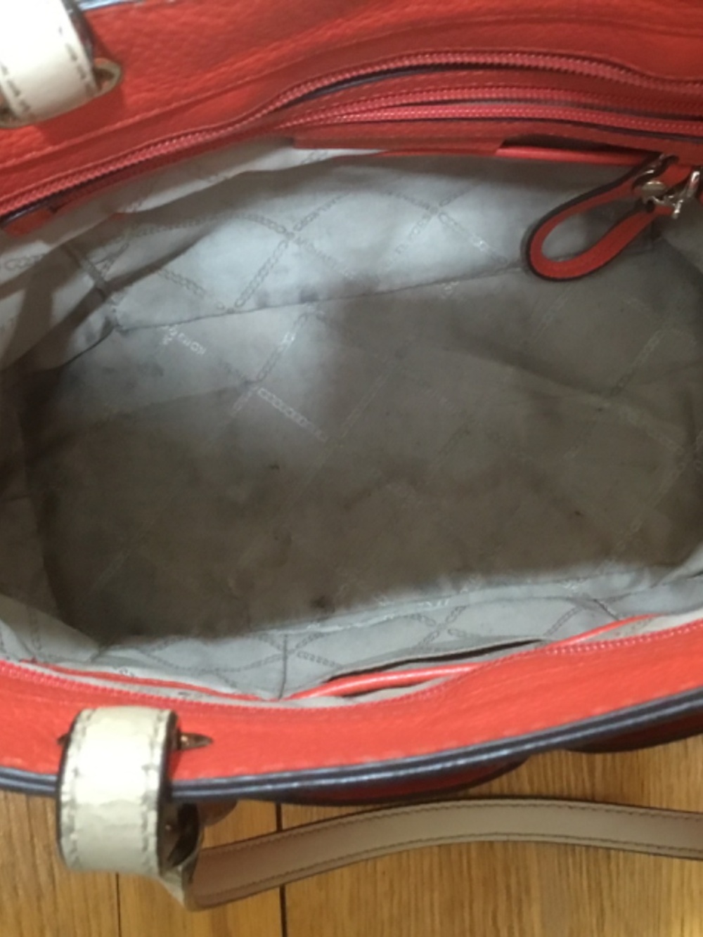 Michael Kors Jet Set Travel Medium Double Pockets Sides Tote (Vegan Leather) - Picture 13 of 16